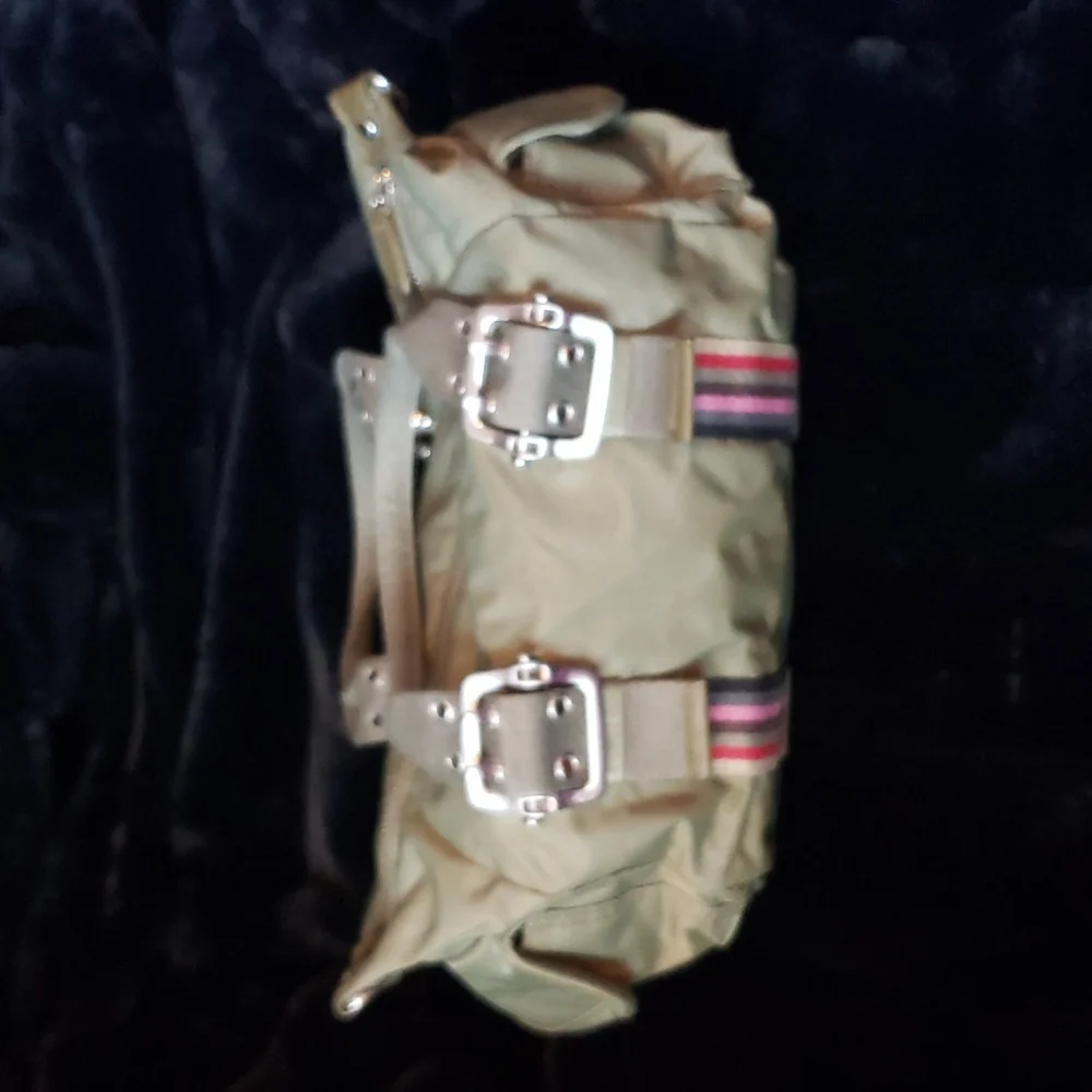 Guang Tong Army Green Nylon Purse Bag - Picture 2 of 9
